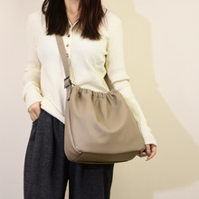 高级感小众软皮单肩包通勤女包2023新款百搭大容量纯色bags斜挎包