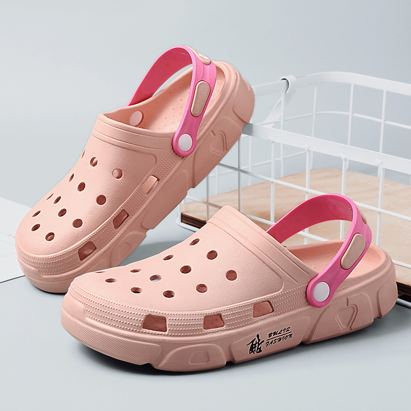 2021 summer leisure time Plastic belt lovers Garden shoes light soft Beach shoes EVA fashion Crocs wholesale