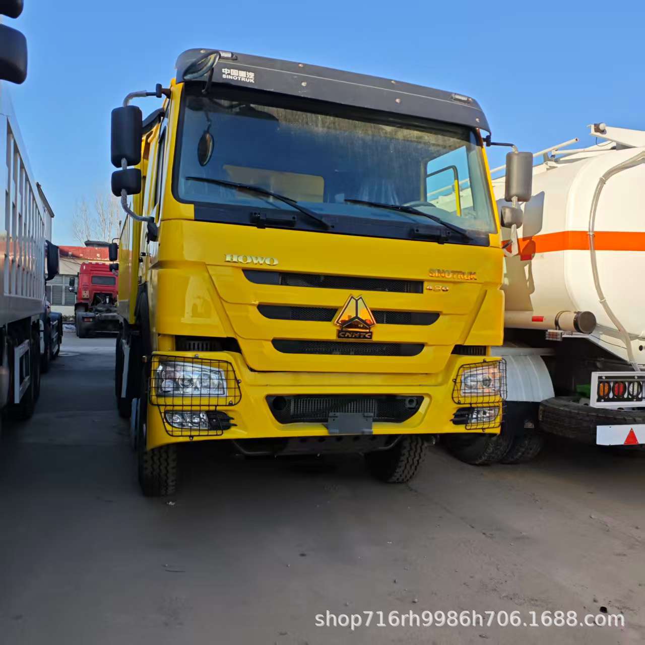 Exporting used HOWO NX dump trucks, HOWO 371 horsepower garbage trucks, and rear-loading dump trucks