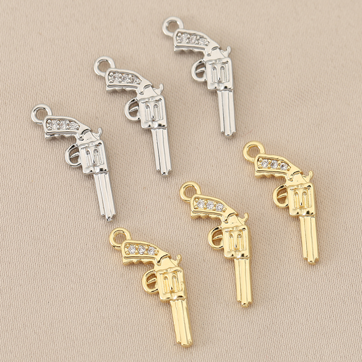 Copper Plated 18K Bag Gold European and American Style Cool Zircon Pistol Pendant DIY Bracelet Necklace Earrings Jewelry Pendant Accessories