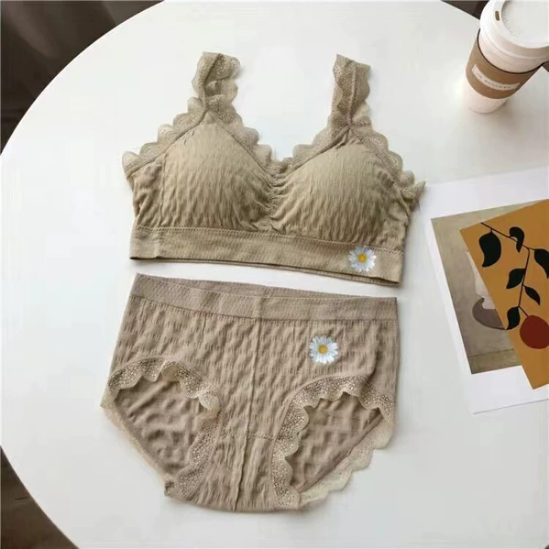Underwear, comfortable set, lace protective underware, bra, mid rise, beautiful back