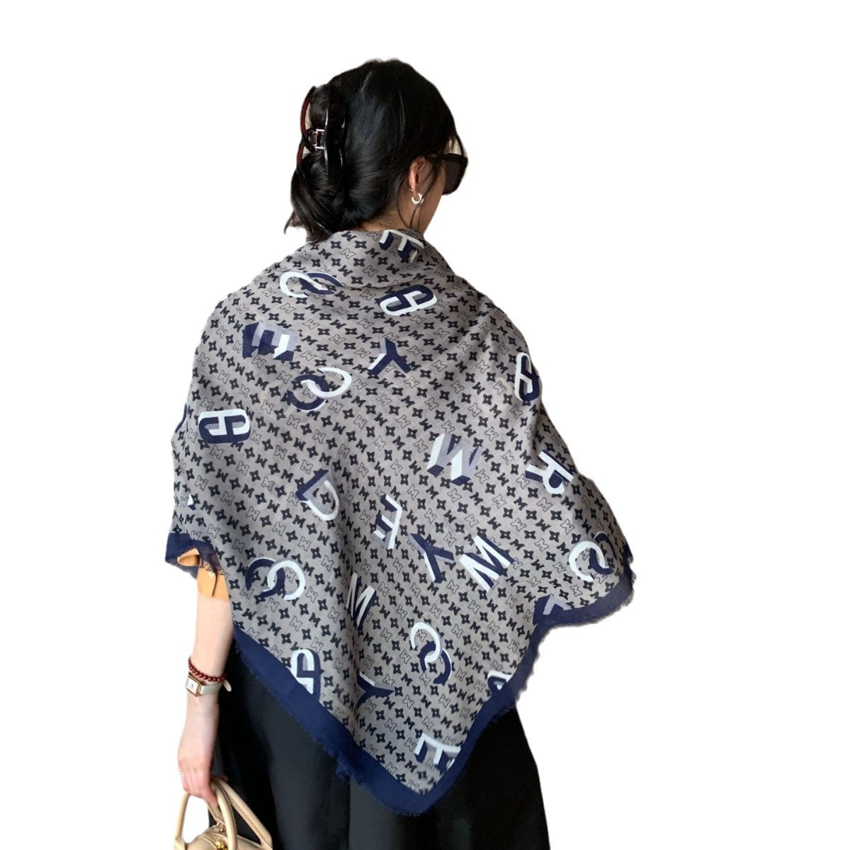 2024 otoño letras estereoscópicas bufandas nuevas bufandas de moda minimalistas, bufandas de seda protector solar delgada para mujeres