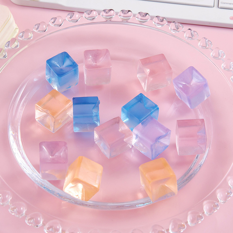 Creative ice cubes