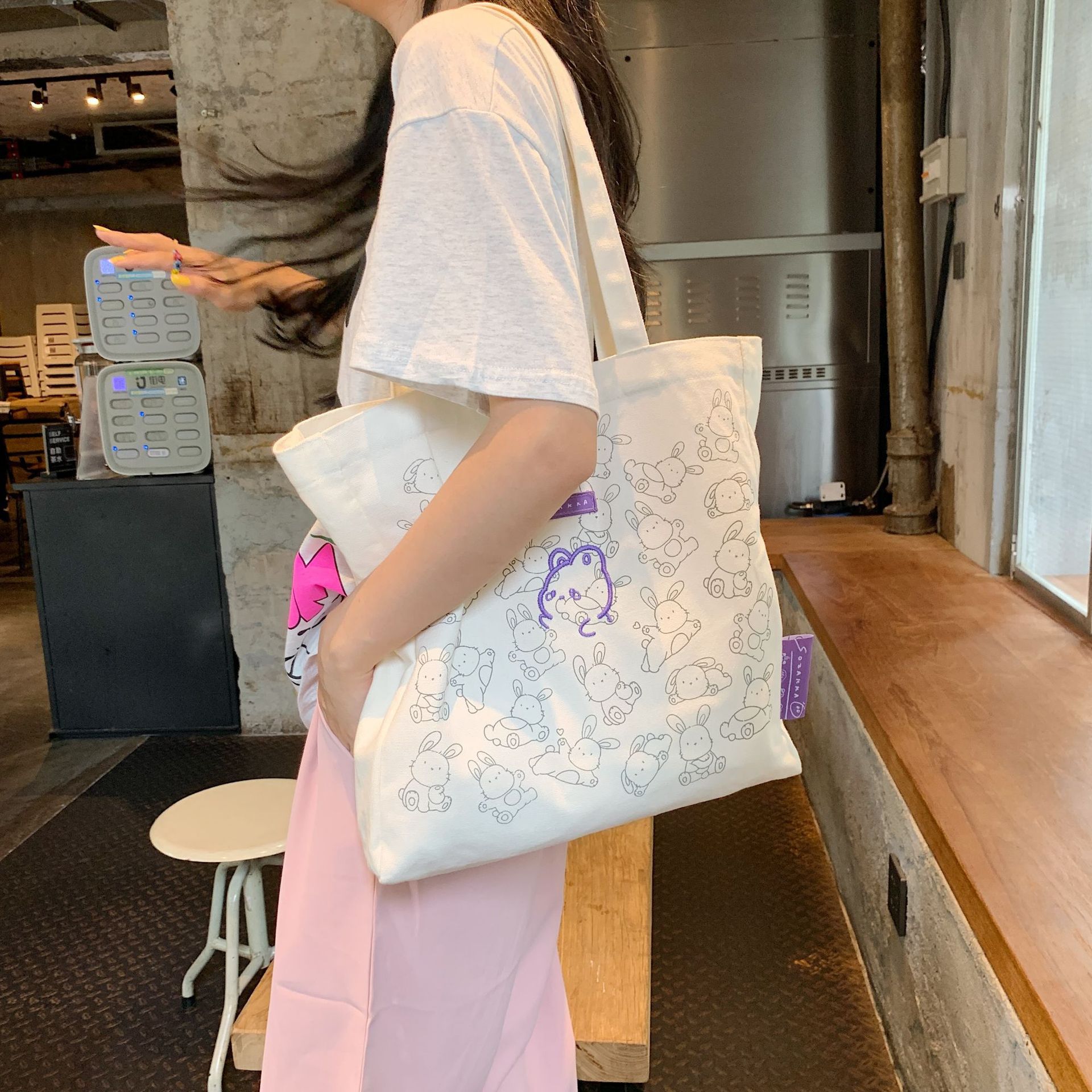 Stock 26104 Little Rabbit Canvas Bag, large-capacity single-shoulder bag for women, simple student double-shoulder handbag, durable undefined