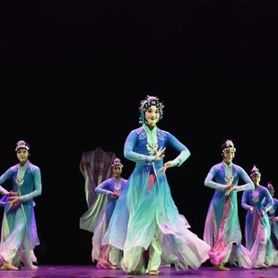 中國京劇服裝圖譜 中國京劇服飾圖片- 海量高清中國京劇服飾圖片大全- 阿里巴巴