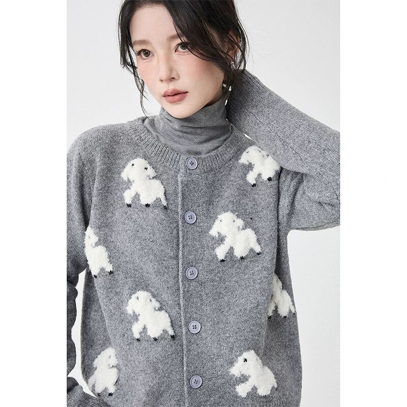 French-style, gentle, and cute jacquard knit cardigan in yellow, perfect for early spring, with a stylish design and a soft, comfortable feel French-style, gentle, and cute jacquard knit cardigan in yellow, perfect for early spring, with a stylish design and a soft, comfortable feel