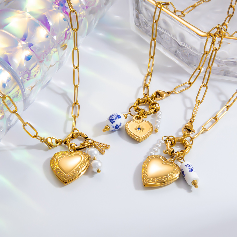 304 Stainless Steel Pendant Material PVD Coated Real Gold Plated 18K Gold Heart Shape 304 Stainless Steel IG Style Waterproof Non Tarnish 304 Stainless Steel Pendant Necklace