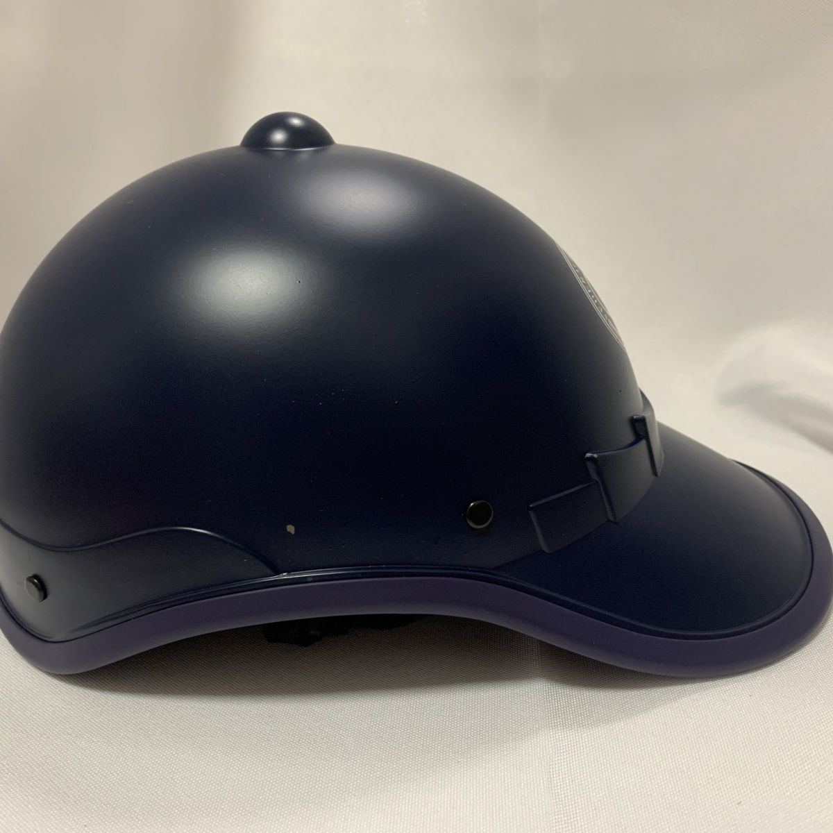 Vietnam Imported Motorcycle/Electric Vehicle Helmet - Comfortable, Breathable, Sunscreen