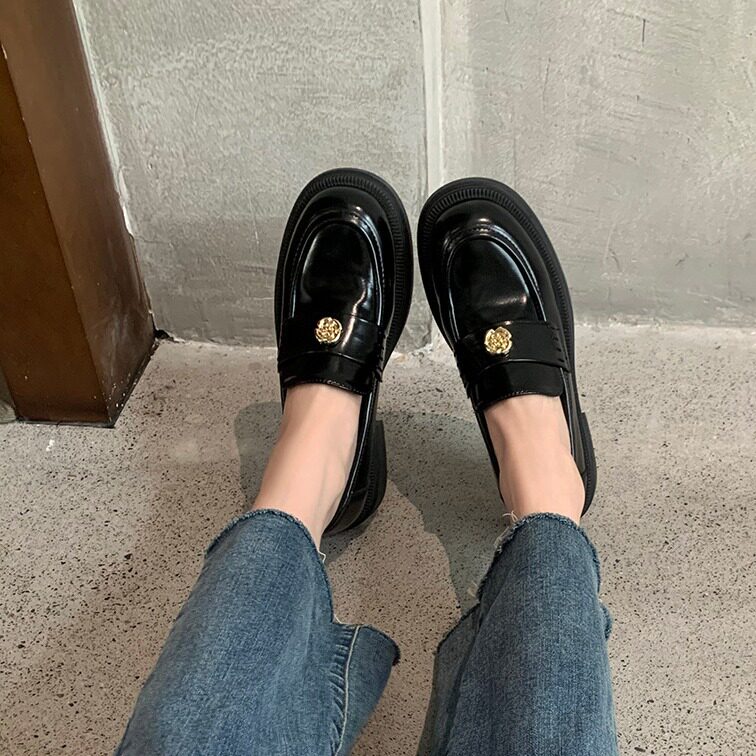 Giày lười nữ đế dày khóa đồng tiền nhỏ, gót thô 3–5 cm — Màu Đen/lót nhung, Màu đen/lót một lớp