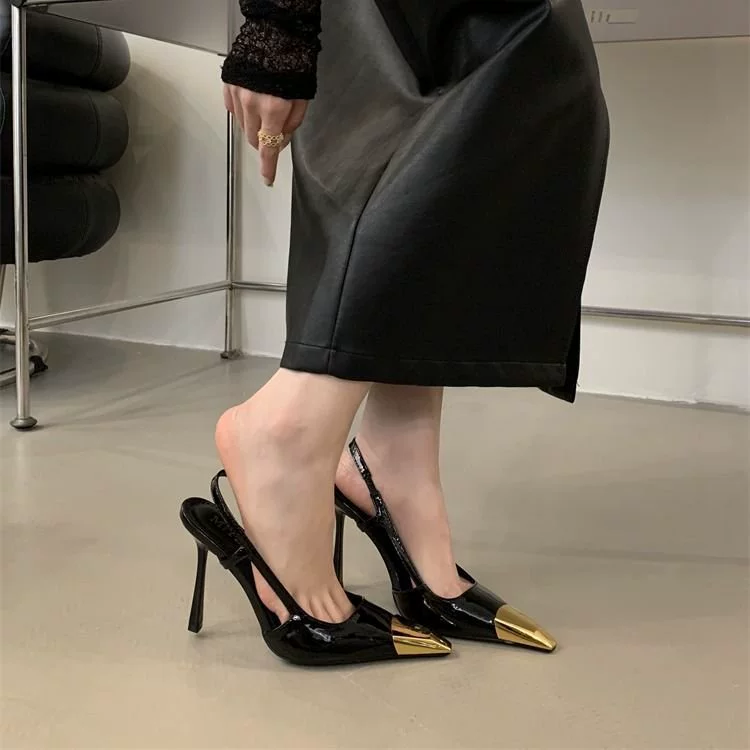 Металлические маленькие сексуальные модные сандалии Yangshulin с квадратным носком и открытой спиной для женщин, черные лакированные туфли на шпильке с железным носком на высоком каблуке
