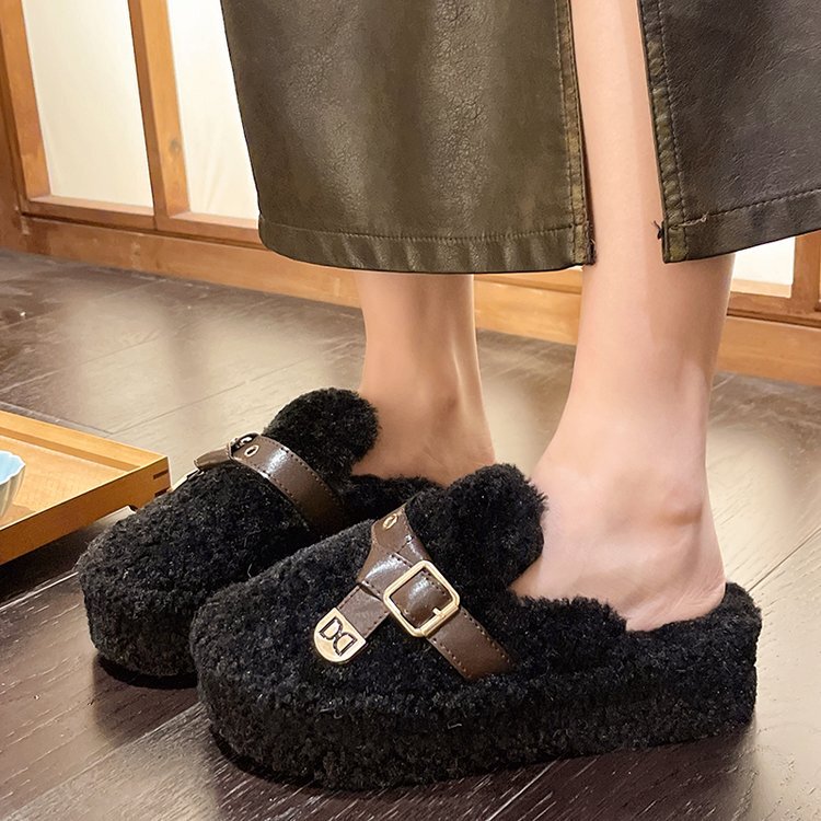 ファッション松餅の厚い底の頭の半分のスリッパの女性は2023の新型の秋の冬の羊の小毛の靴を着て綿をつけます。|undefined