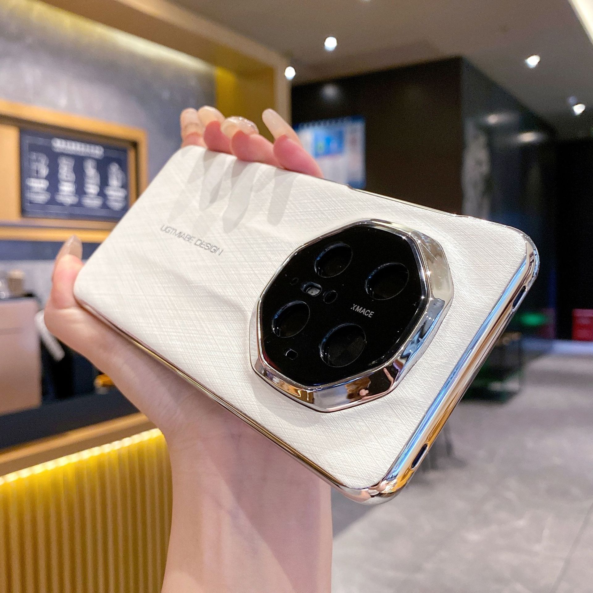 Electroplated Leather Compatible With Huawei Mate70Pro+ Gold Thread Silver Brocade Pattern Phone Case Mate70RS_voghion.com