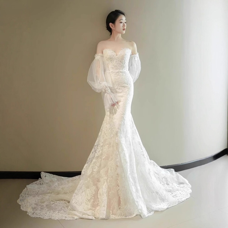 Lace Fishtail Light Wedding Dress for the Bride, High-End Forest-Style Tube Top, Super Fairy French Long-Sleeved Tail Dress
