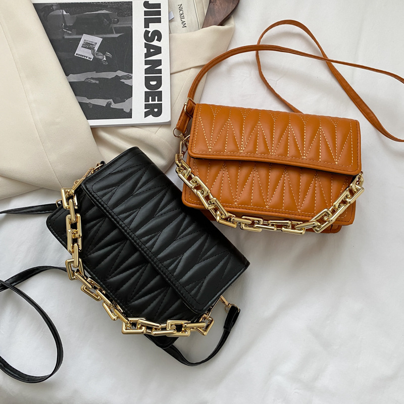 跨境批发菱格绣线单肩包2021新款褶皱粗链小方包时尚百搭斜挎女包