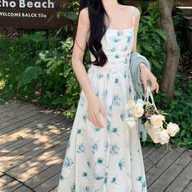 温柔风连衣裙吊带碎花裙搭配开衫防晒外套两件套装2025年早秋新款