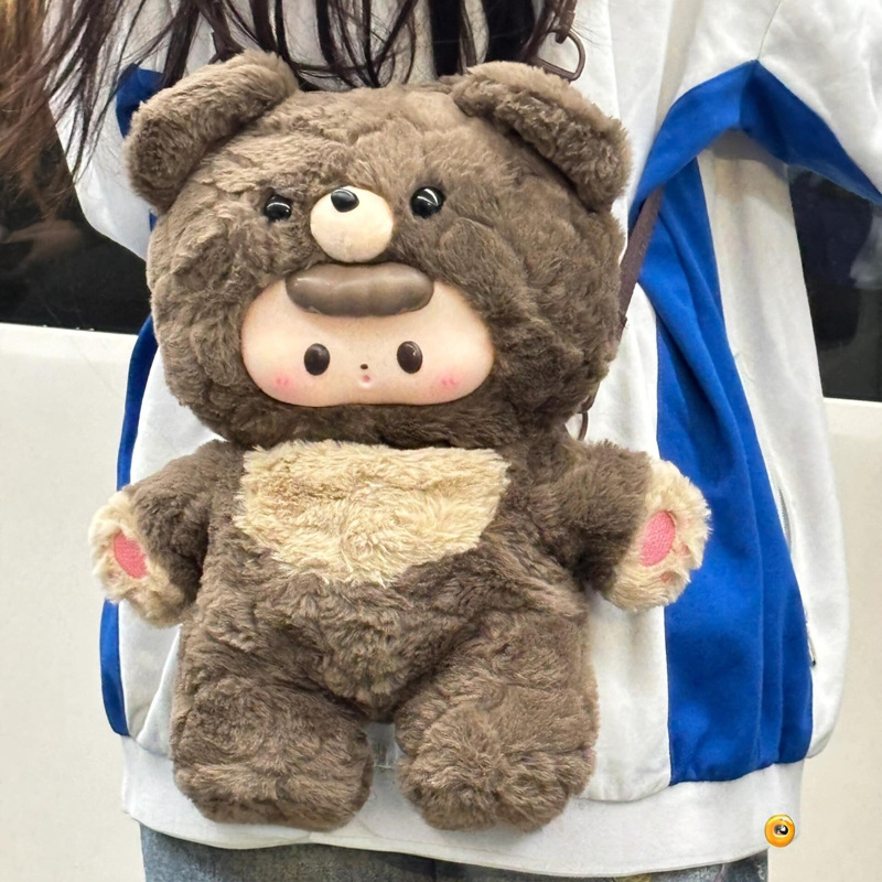 新款卡通小熊双肩包网红可爱动物高颜值小熊亲子公仔百搭毛绒包包