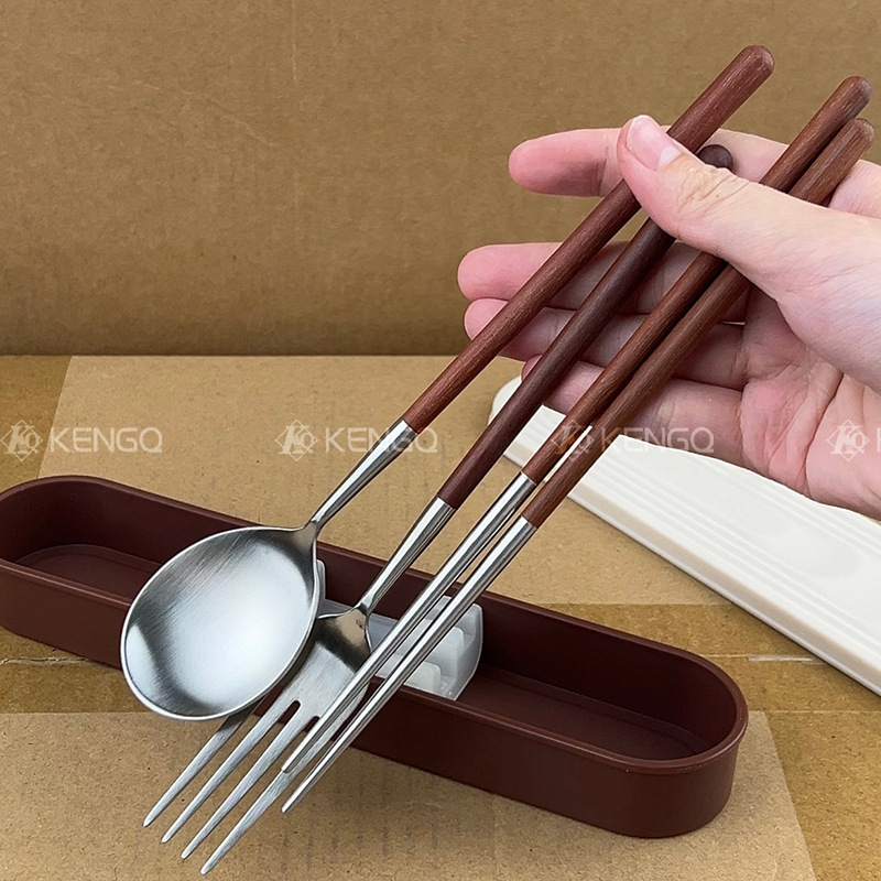 Caja de cubiertos portátil 316 palillos de acero inoxidable cucharas y tenedores una persona con tres piezas de cubiertos de estudiantes