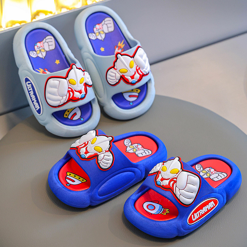 Zapatillas de verano para niños Ultraman anti-deslizante para hombres, niños y niñas, zapatillas de base suave de dibujos animados para bebés en casa
