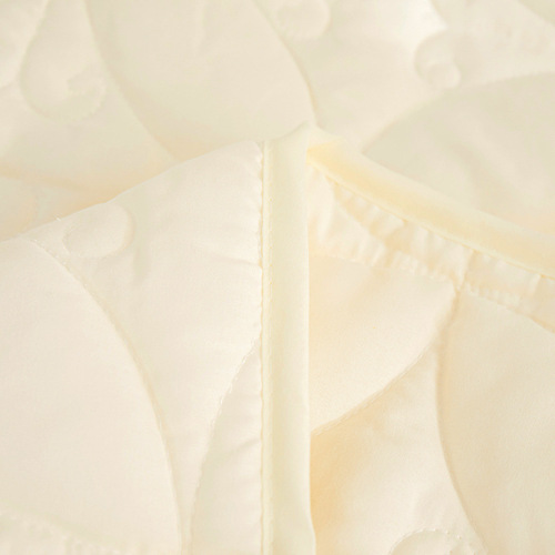 Solid color fully quilted brushed quilt simple student dormitory office seat home living room sofa summer cool quilt