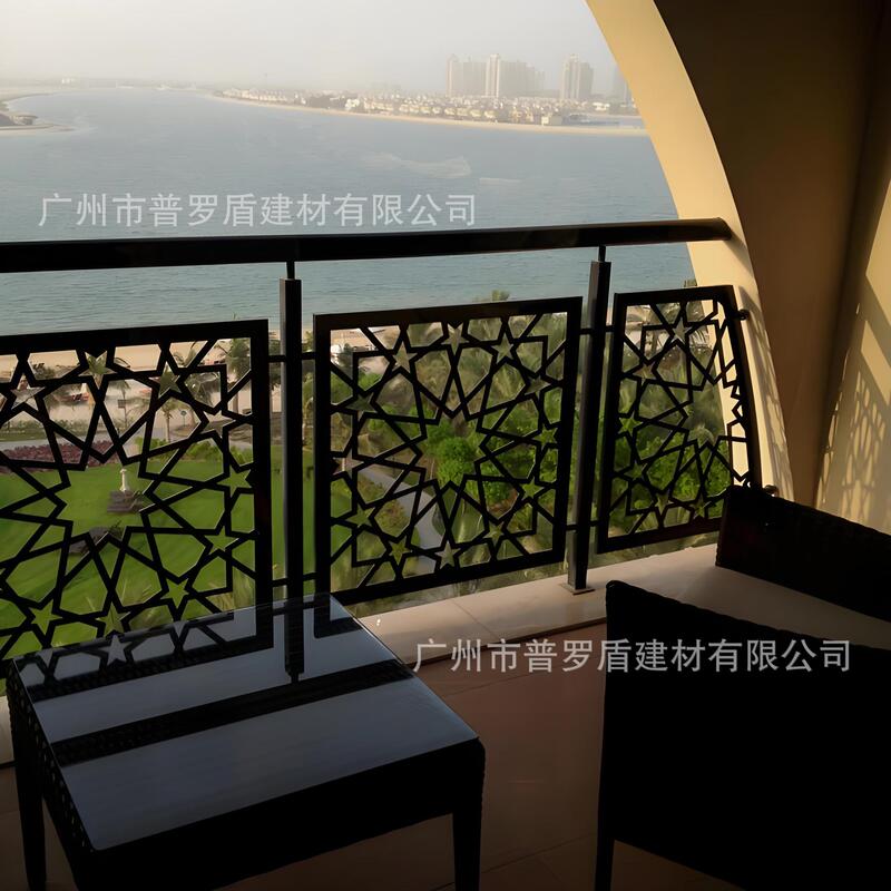 Metal Cutting Guardrail Partition Fence Stainless Steel Villa Privacy Fence Balcony Fence