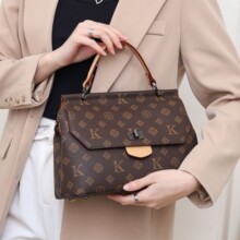 2026新款手提包包女士大容量斜挎包中年妈妈礼物百搭通勤休闲女包
