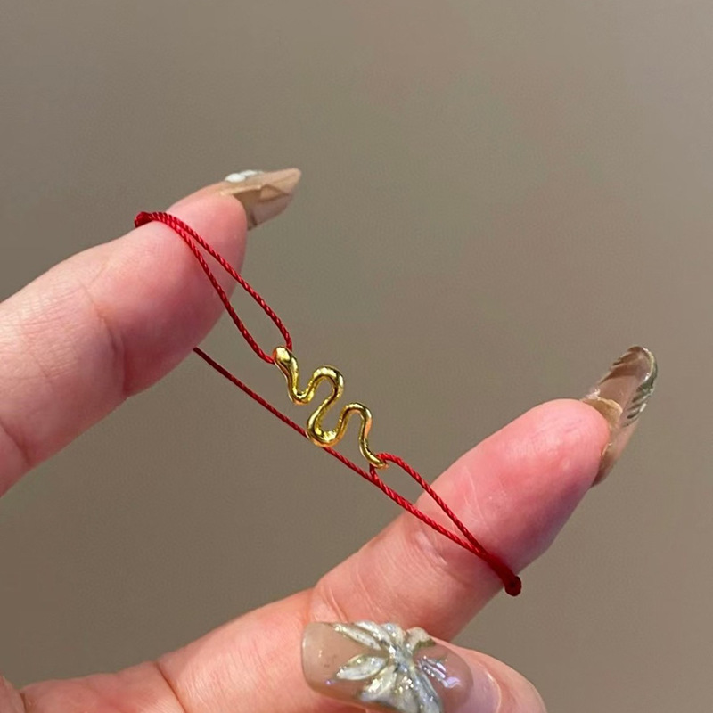 Little Red Book Explosions New Year Red Rope Small Gold Snake Bracelet 2025 New Year Snake-shaped Exquisite Zodiac Hand Jewelry