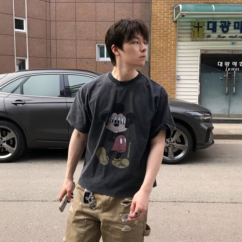 Black Spoof Mickey Mouse Short-Sleeved Men's Summer American-Style Large Size Loose Shoulder T-Shirt Cleanfit T-Shirt Black Spoof Mickey Mouse Short-Sleeved Men's Summer American-Style Large Size Loose Shoulder T-Shirt Cleanfit T-Shirt