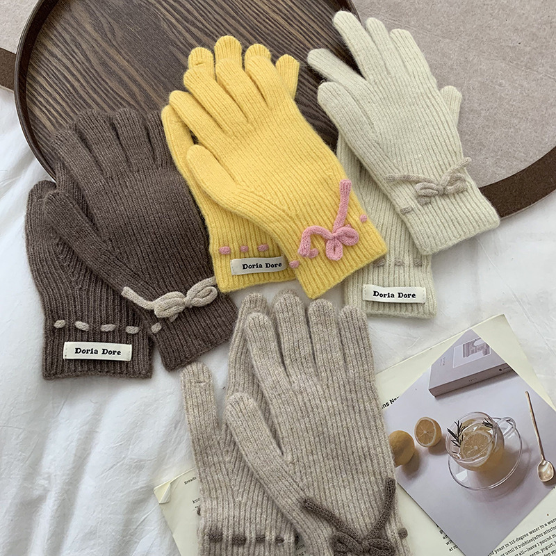 Guantes de ciclismo otoño y invierno nuevo tipo de mujer caliente pantalla táctil a prueba de viento y terciopelo caliente a prueba de frío guantes de lana de punto