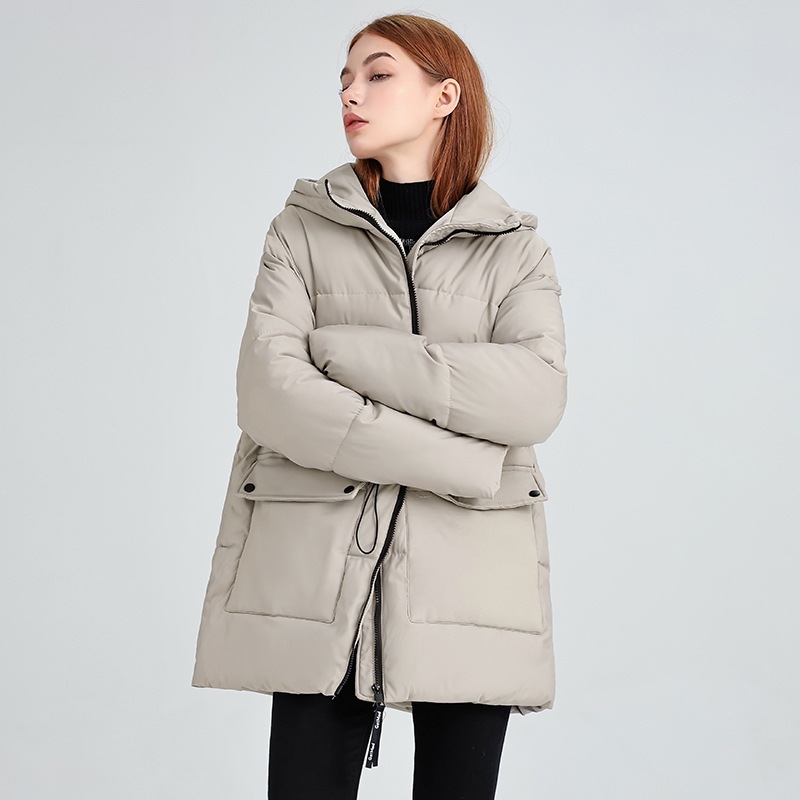 Europa y los Estados Unidos abrigo de algodón de plumón de invierno para mujeres nuevas herramientas rusas sueltas grandes delgadas y simples ropa de pan gruesa