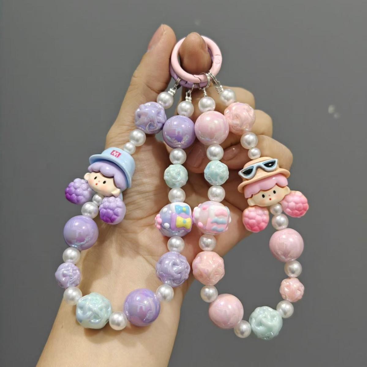 Nuevo colgante de cadena de teléfonos móviles de dibujos animados palomitas de maíz colgante de llavero creativo colgante de bolsas de perlas pintadas a mano