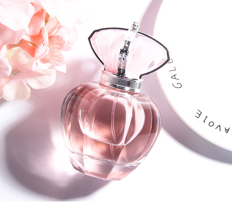 Crown eau de toilette donna profumo floreale fresco a lunga durata_voghion.com