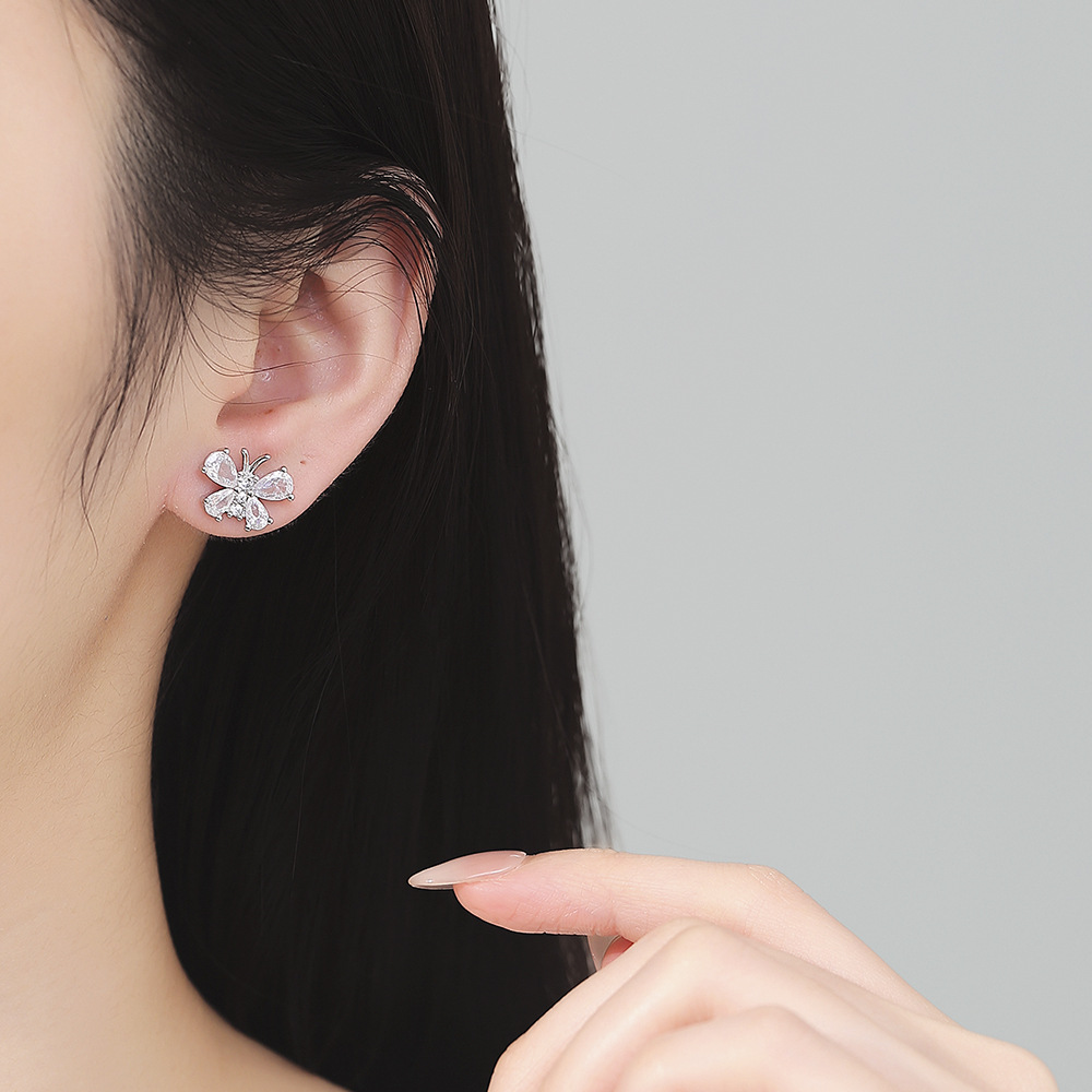 8g Weight Copper Ear Needle Material Copper Zircon Butterfly Elegant Modern Style Ear Studs For Women's