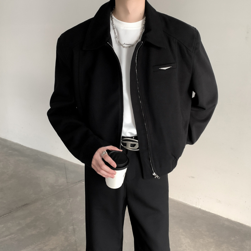 Primavera de alta gama cleanfit chaqueta corta hombre retro nicho metal hombrera silueta cremallera chaqueta de lana