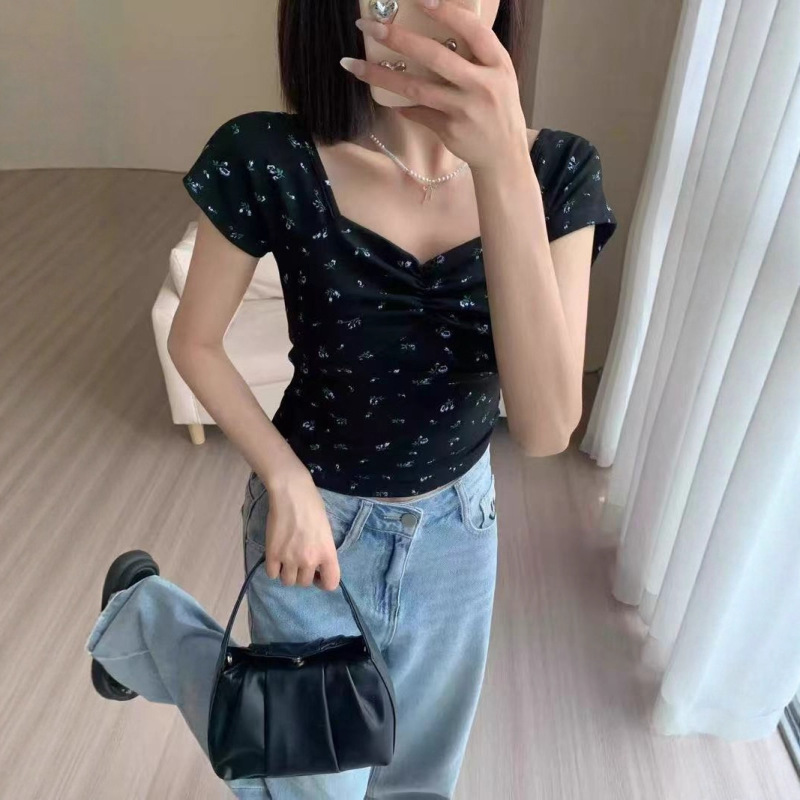 港风复古碎花方领短袖T恤女夏季新款设计感小众修身显瘦别致上衣|undefined