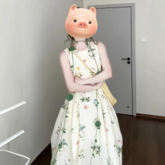 夏の美しいノースリーブベスト花柄ドレス女性のための夏の2025新しいスタイルの小さな気質ロングスカート多用途