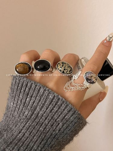Copper-plated white and gold, French retro Maillard style, cool and fashionable tiger's eye natural stone ring finger accessory