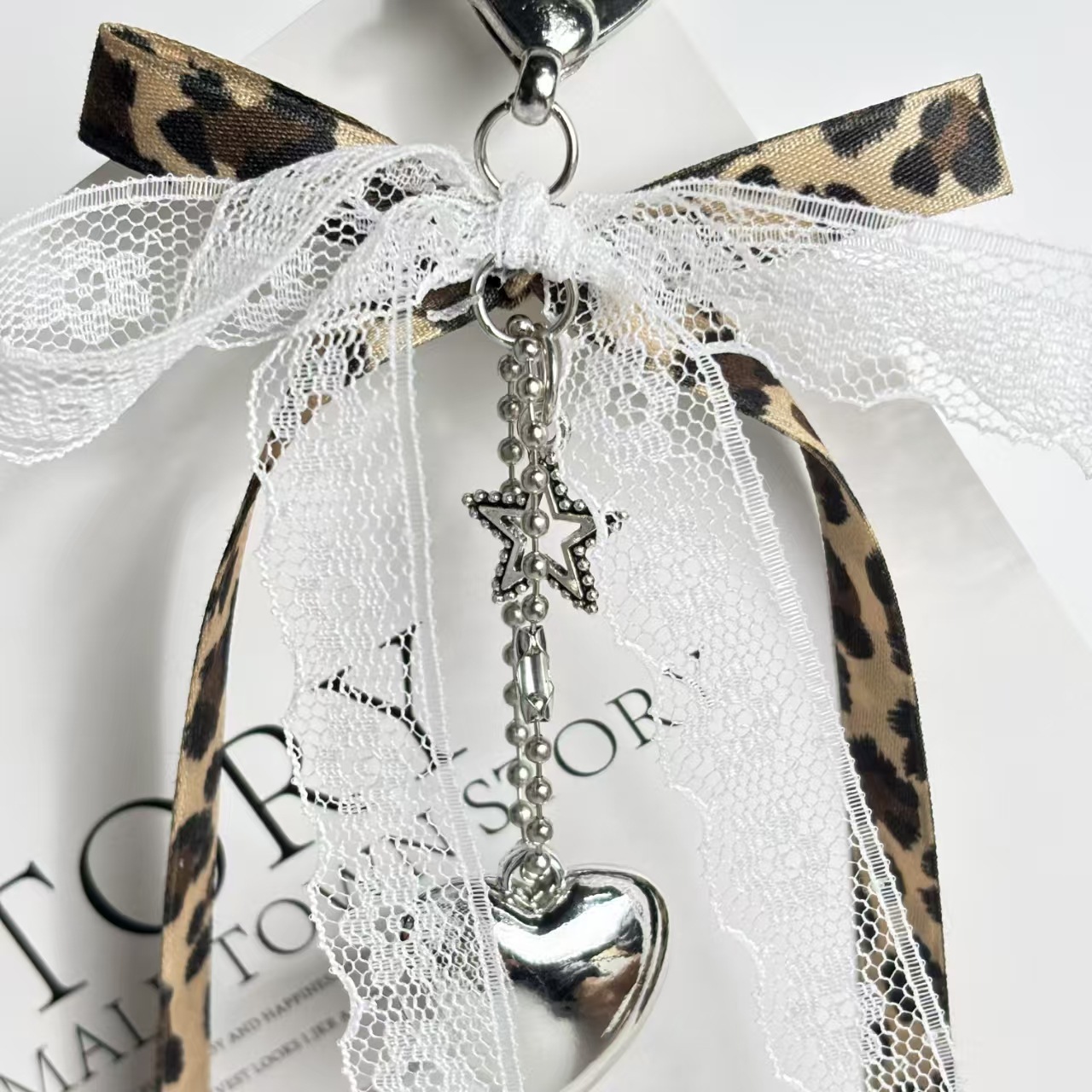 1 Piece Quantity Cute Korean Style Heart Shape Bow Knot Leopard Cloth Metal Women's Keychain