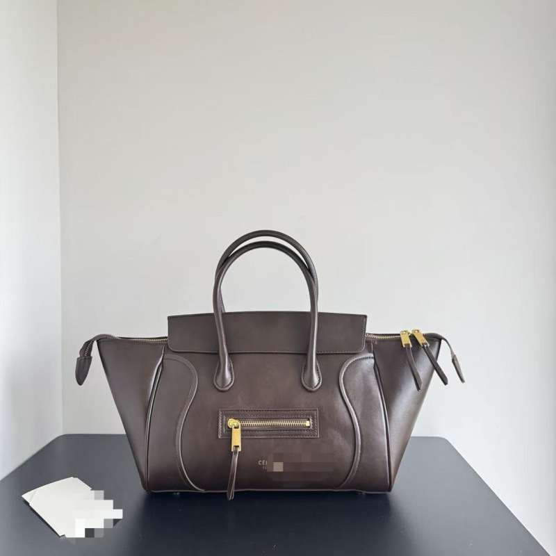 First-Layer Cowhide Smiley Face Bag, Genuine Leather Commuter Tote Bag, Wing Bag, Fashionable and Versatile Shoulder Crossbody Bag for Women First-Layer Cowhide Smiley Face Bag, Genuine Leather Commuter Tote Bag, Wing Bag, Fashionable and Versatile Shoulder Crossbody Bag for Women