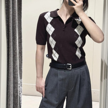 �F؛ M�LŮ�bӢ���WԺ�L��ɫ���y����Polo�Iᘿ�������