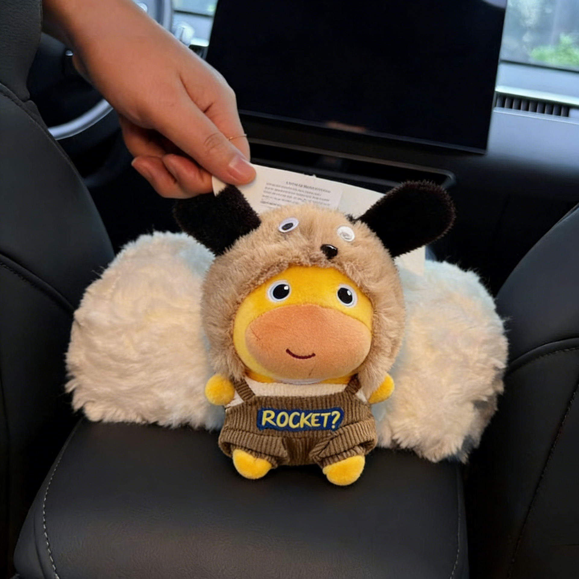 Authentic Capybara Lulu Car Tissue Box Creative Car Tissue Holder Multifunctional Tissue Box for Car Armrest Box