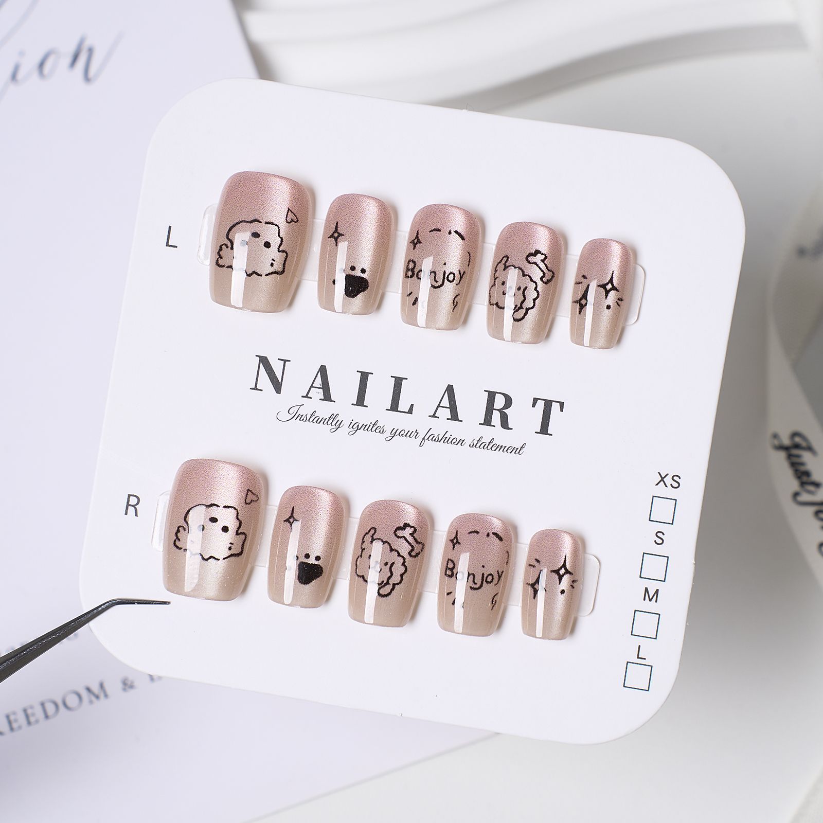 10 piezas decodificadas en línea estilo rojo temperamento alto poco fragante estilo francés in se siente la atmósfera blanca de las uñas hechas a mano