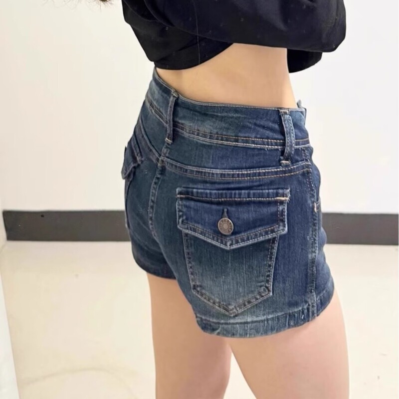 American Retro Dark Blue High-Waisted Denim Shorts for Women 2026 New Summer Hot Girl Style Tight-Fitting Hip-Hugging Slimming Hot Pants