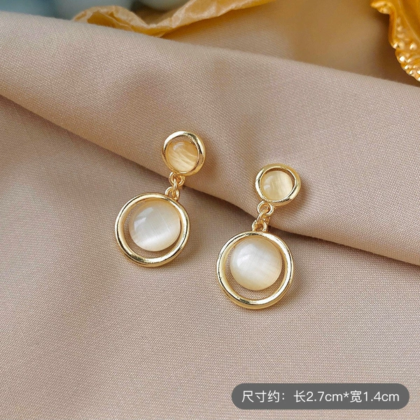 Earrings, ear clips, cat's eye