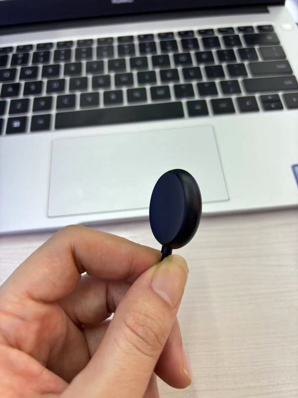 Google腕時計のピクセル充電器を適用します。|undefined