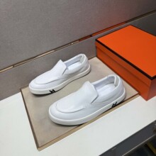 欧洲站2025秋季新款透气休闲板鞋透气男士软皮防滑时尚百搭潮男鞋