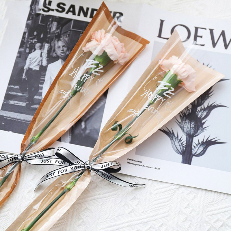 Festival Qixi Floristería Ramo de flores Paquete transparente Material de flores Papel kraft impermeable Embalaje de rosas Bolsa individual