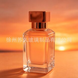 �F؛���l���yƷ���b��ƿ30ml��ˮƿ50ml�Ľǎ����α�y������ˮƿ