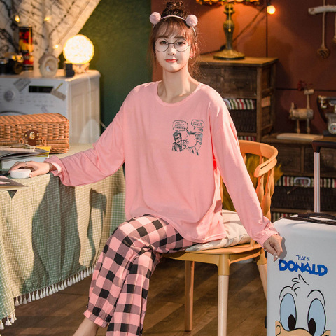 팬 핑크 격자 무늬