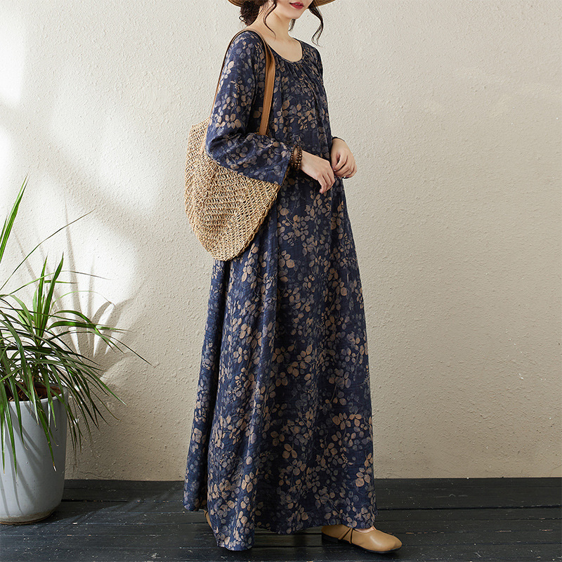 Actual Shot of 2025 New Autum Round Neck Pleated Loose Lazy Skirt Normcore Long-Sleeved Maxi Dress Holiday Style