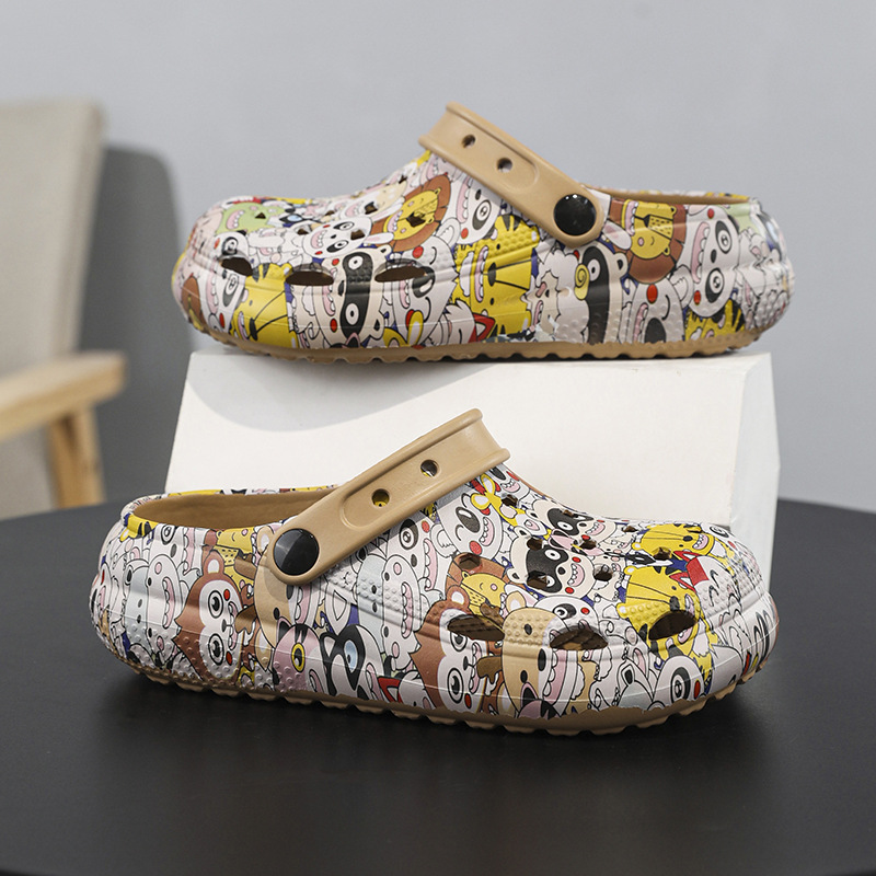 Zapatillas para niños, dibujos animados de verano, ligero, pisando mierda, zapatos con agujeros para niños y niñas